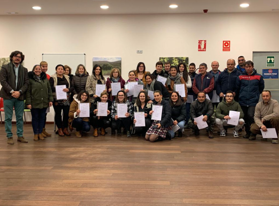 Cenforade entrega los diplomas de tres de los cursos impartidos en la localidad de Porzuna