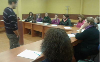 La asociación de amas de casa de Villanueva de la Fuente realiza un curso de fisioterapia rehabilitadora