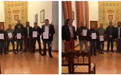 Entregados en Alcaraz los diplomas de los cursos de poda e injerto del pistacho y agricultura, parte específica: olivar